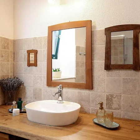 1 Bedroom Gorgeous In Holiday home