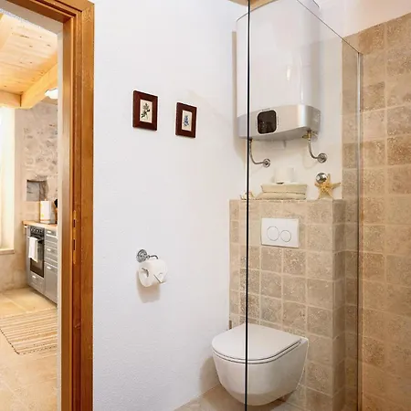 Holiday home 1 Bedroom Gorgeous In Vrisnik