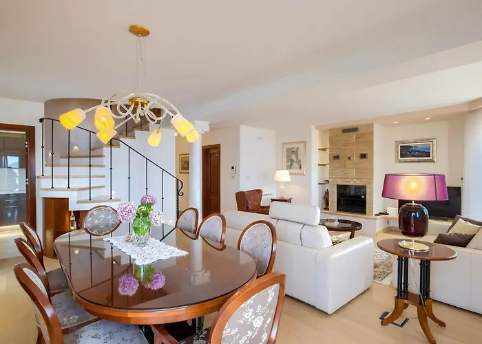 Mustra Holiday home